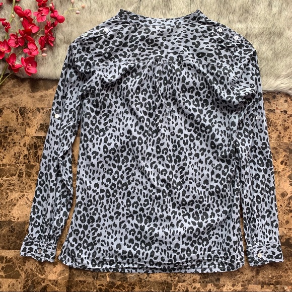 Forever 21 | Leopard Print Long Sleeve Button-Down - Picture 7 of 8